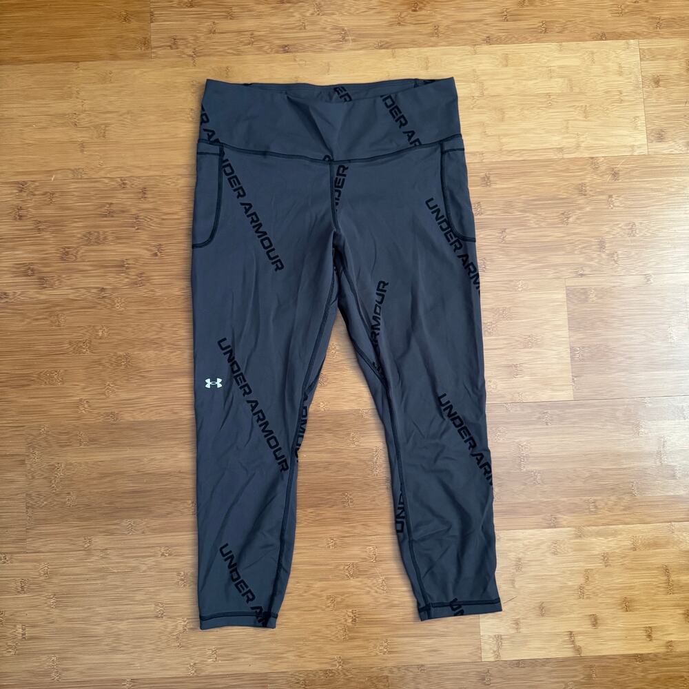 Under Armour Capri Leggings Womens XL Logo Active Sports Training Gym